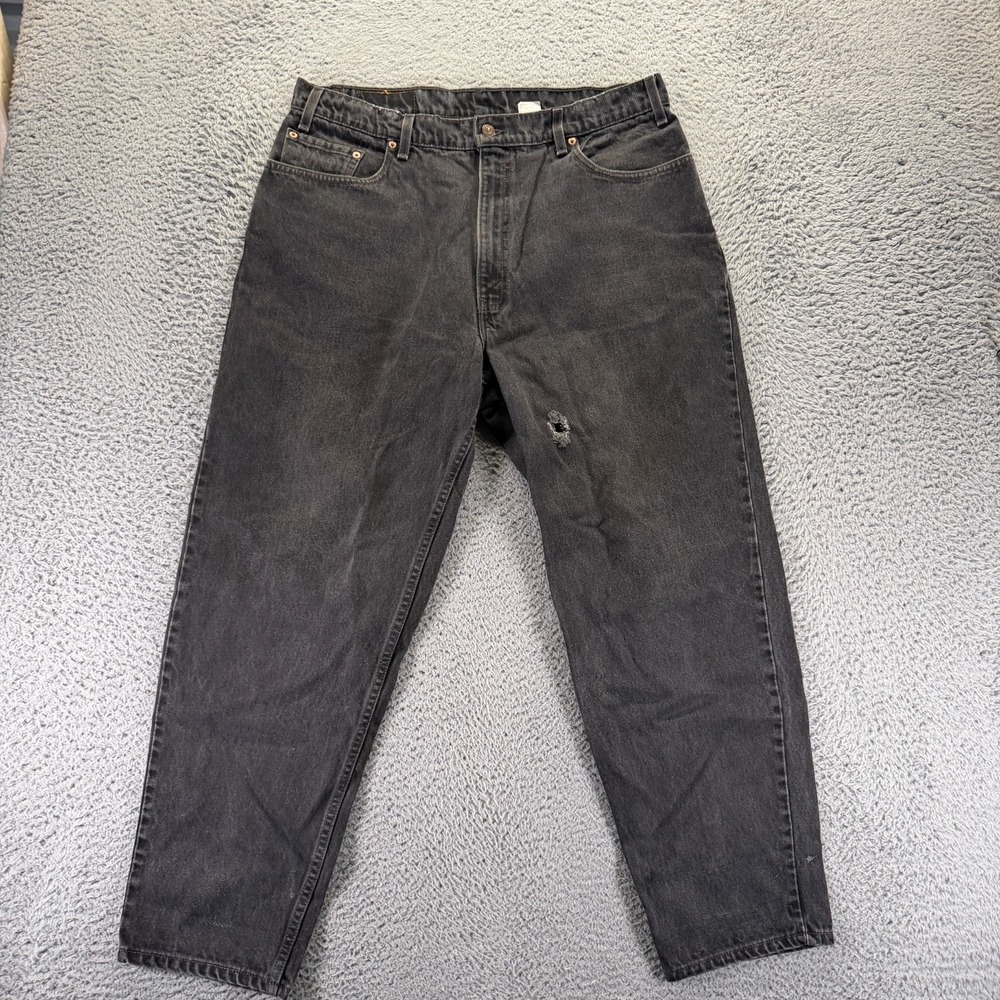 Vintage Levi's 560 Jeans Men 38x30 Black Tapered Cotton Denim Loose Workwear USA